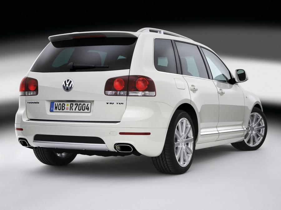  Volkswagen Touareg V10 TDi R-Line 2007 года  (фото 7 из 10)